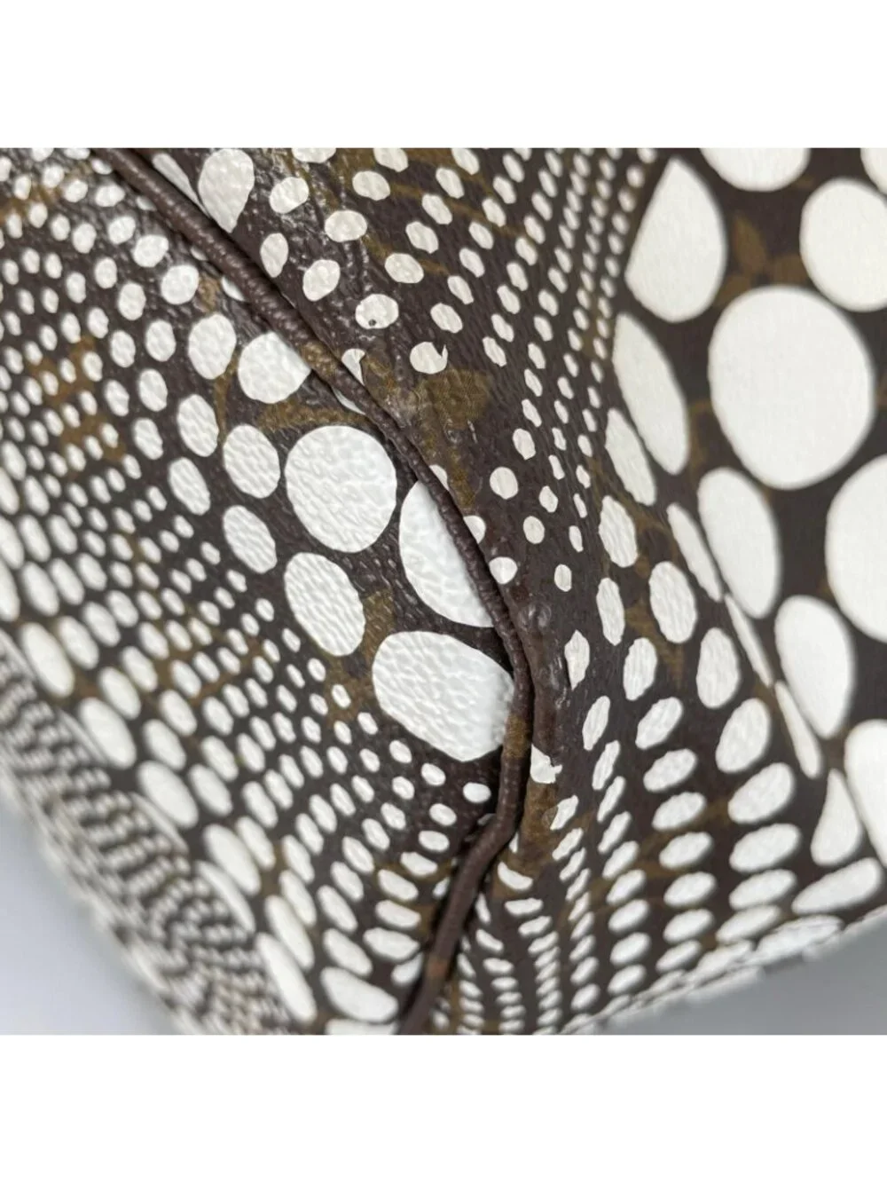 Louis Vuitton Neverfull MM Tote Bag Damier Azur Canvas White Yayoi Kusama